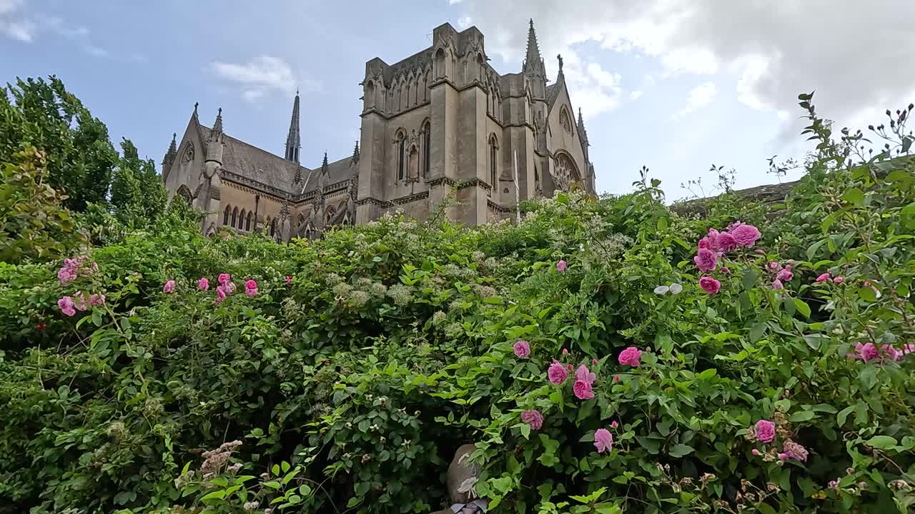 영국 아룬델 에 있는 성, 정원, 인형