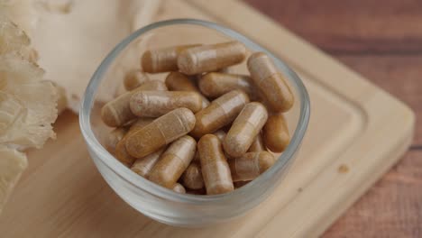 supplement capsules and mushrooms