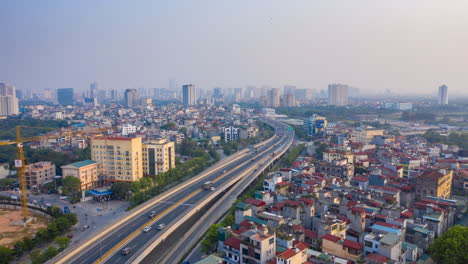 aerial de la carretera de circunvalación en la ciudad moderna de hanoi