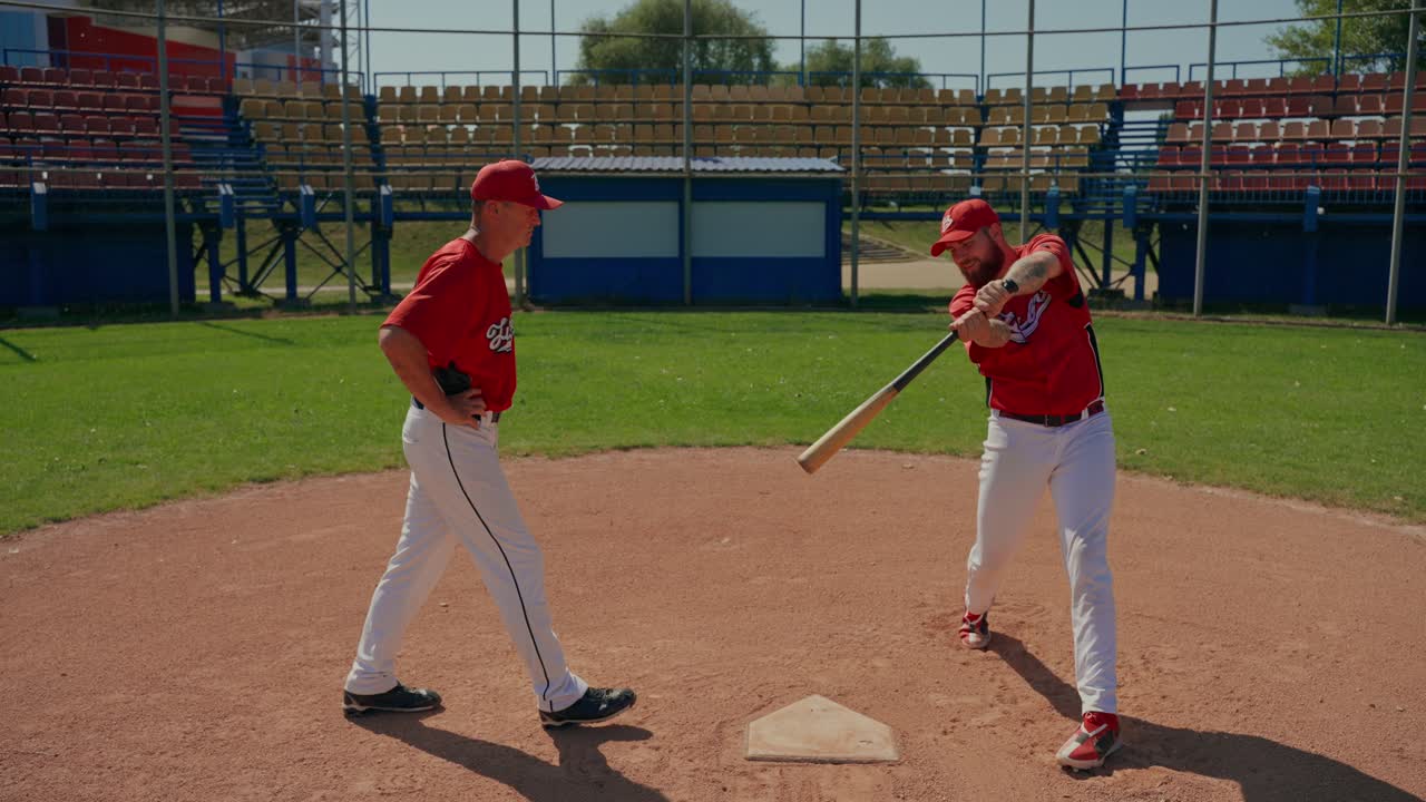 Sessione di allenamento di baseball sul campo