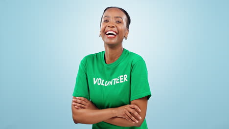 Black-woman-volunteer,-arms-crossed-in-portrait