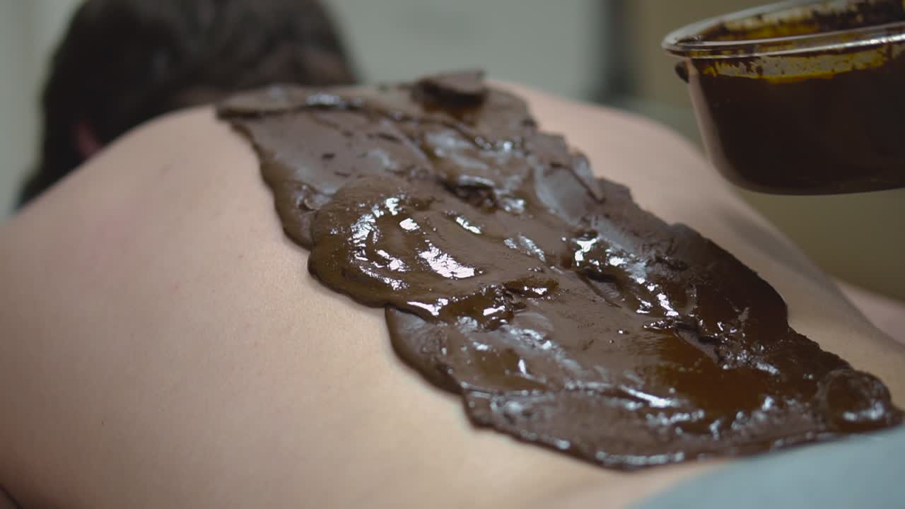 Trattamento schiena al cioccolato