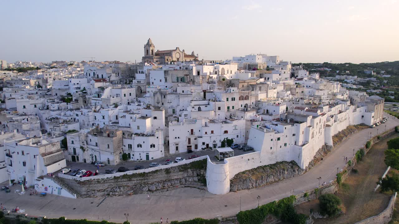 antenna 4k di ostuni, 'la città bianca' in puglia, sud italia