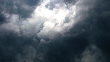 lapso de tiempo de 4k de una gran tormenta