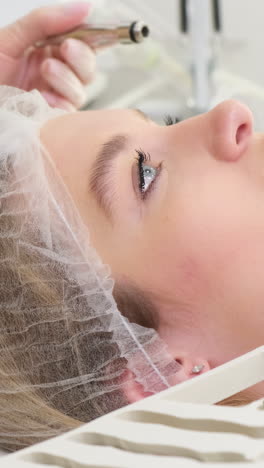 tratamiento facial en curso