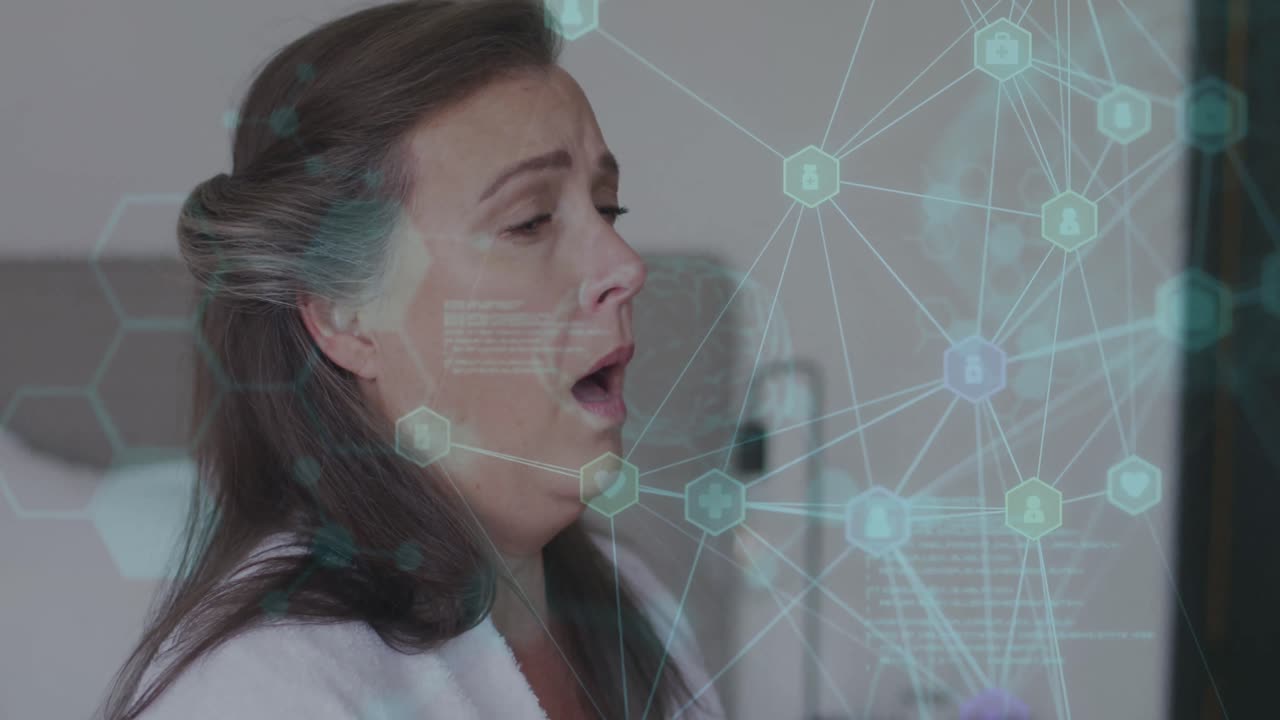 화학 공식 및 데이터 처리의 애니메이션 - 고령 백인 여성 재채기