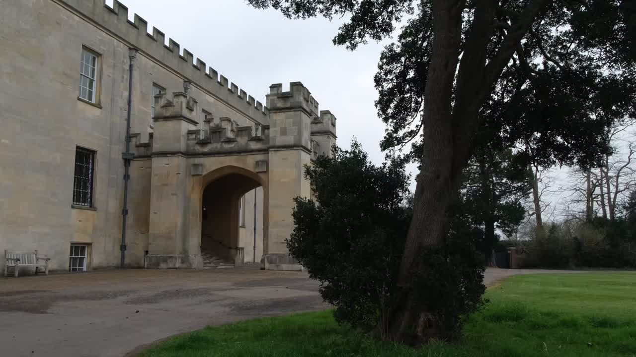 A wide shot of the majestic Syon House in London.