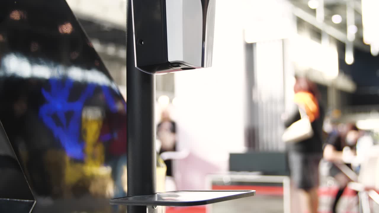 lavado a mano con dispensador automático