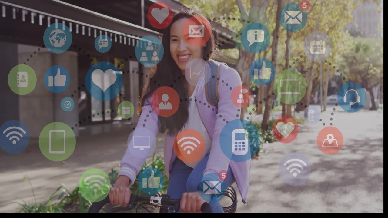 animación de iconos de las redes sociales y datos comerciales sobre el ciclismo de mujeres biraciales