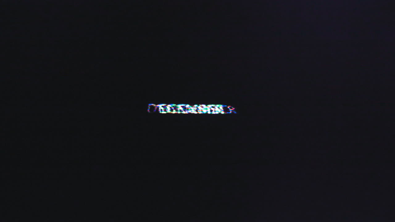 el mes de diciembre, la palabra se somete a un fallo de píxeles analógicos azules.