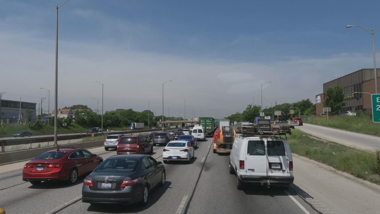 Travel in Chicago Illinois i290 in rush hour traffic
