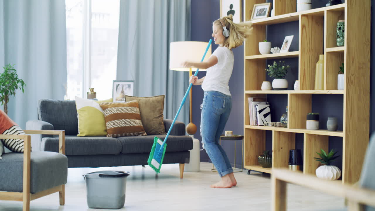 la diversión saca el trabajo de las tareas domésticas