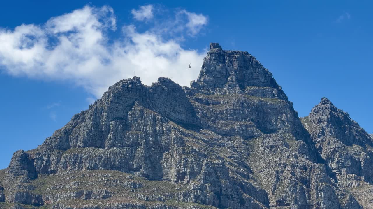 Table Mountain vicino a Città del Capo
