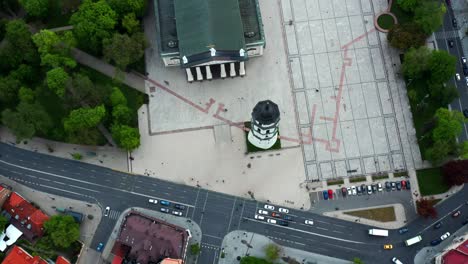 Topdown-Of-Cathedral-Square-With-Basilica-Steeple-In-Vilnius-Old-Town,-Lithuania