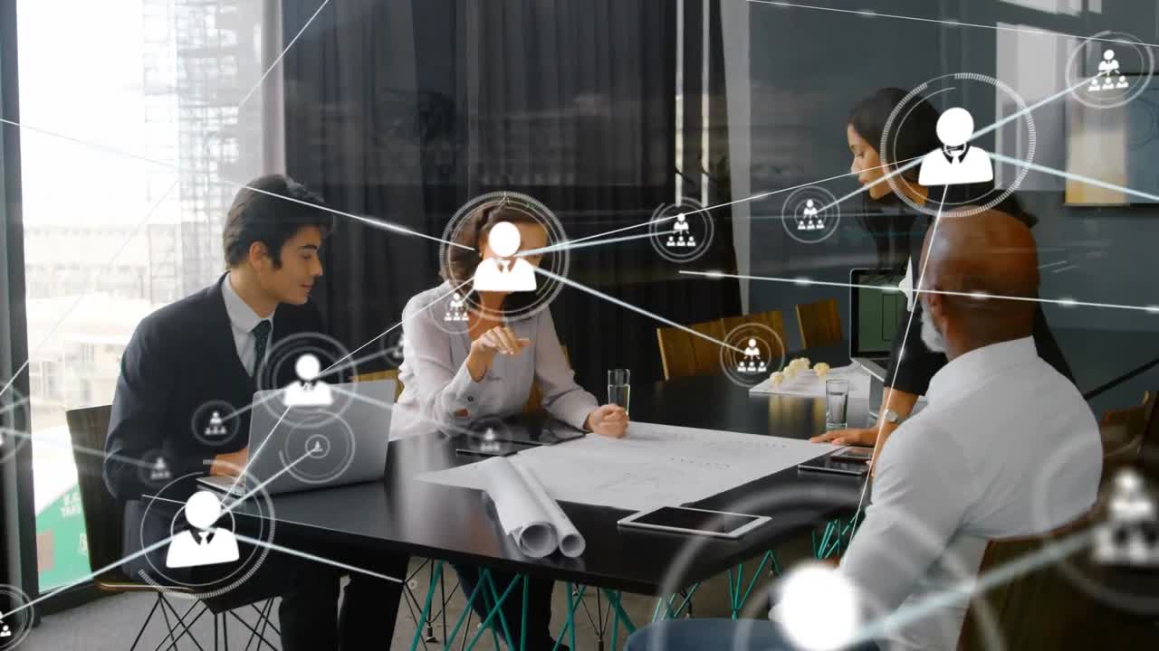 사무실에서 회의에서 보고서를 논의하는 다양한 동료들에 대한 연결된 아이콘의 애니메이션