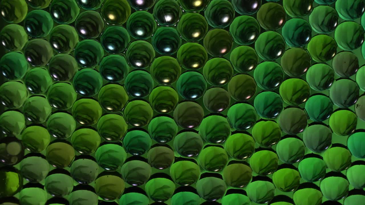 мини-цветные кризальные глобусы, отражающие красочные световые узоры; петля