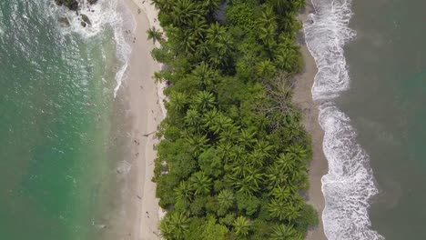 The-amazing-coastlines,-beaches-and-lush-vegetation-of-the-Manuel-Antonio-national-park-in-Costa-Rica