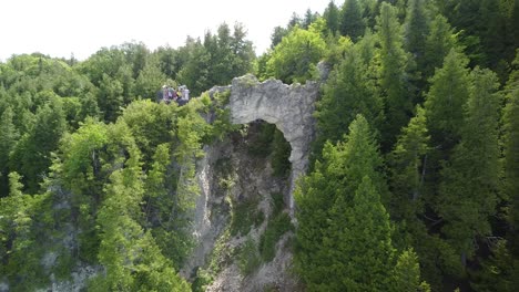 Vuelo-Aéreo-De-Arch-Rock-Isla-Mackinac