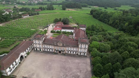 Schöner-Palast-Von-Brejoeira-Auf-Dem-Land