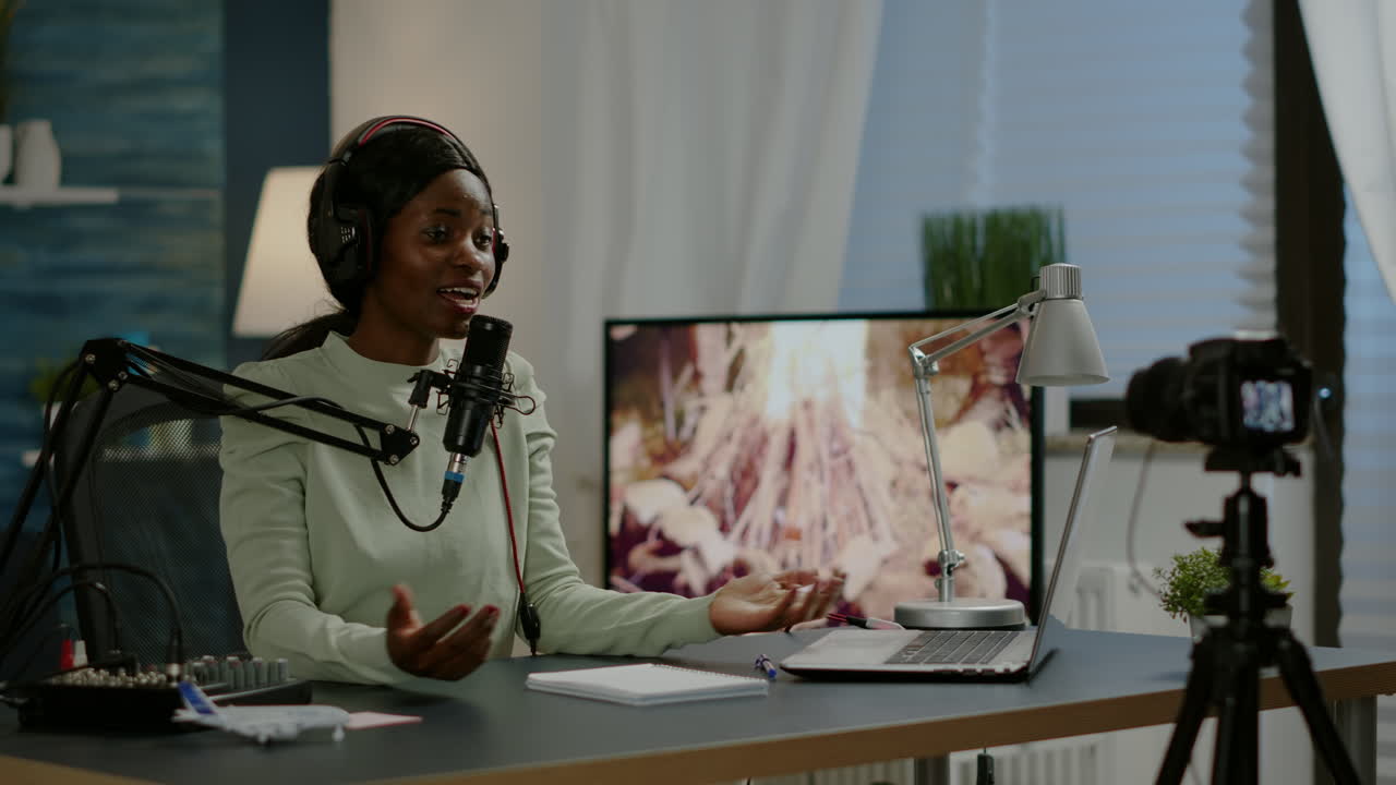 Famous vlogger making online podcast recording for virtual show