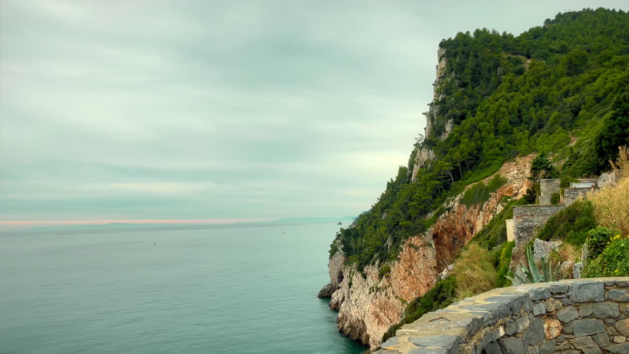 vista junto al mar de porto venere, italia