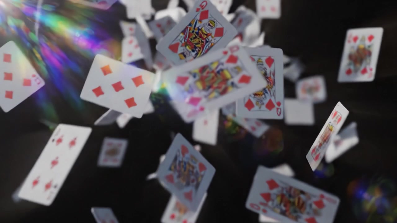 Uno spettacolo dinamico di carte da gioco a cascata che cattura l'emozione di un gioco, con riflessi di luce colorati che esaltano l'effetto drammatico