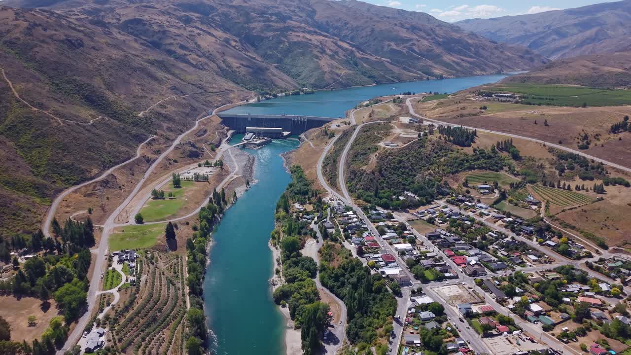Aerial view of Clyde Dam, New Zealand's largest concrete gravity dam