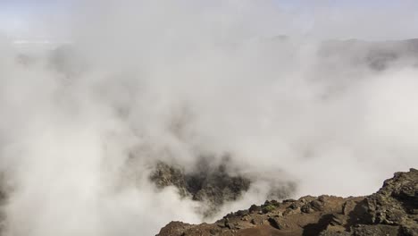 Timelapse-of-clouds-at-a-Spanish-mountain