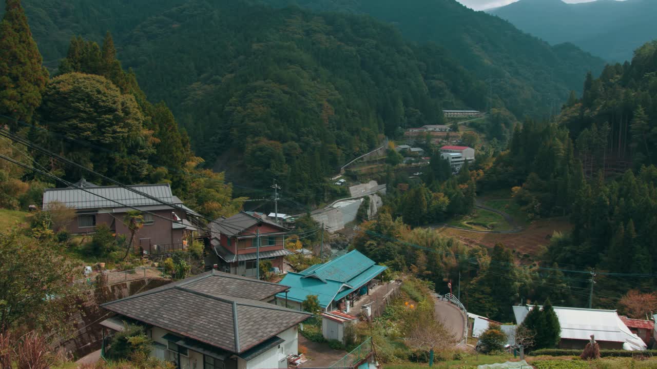 ciudad de miyoshi, aldea de ochiai - valle de iya, tokushima, japón