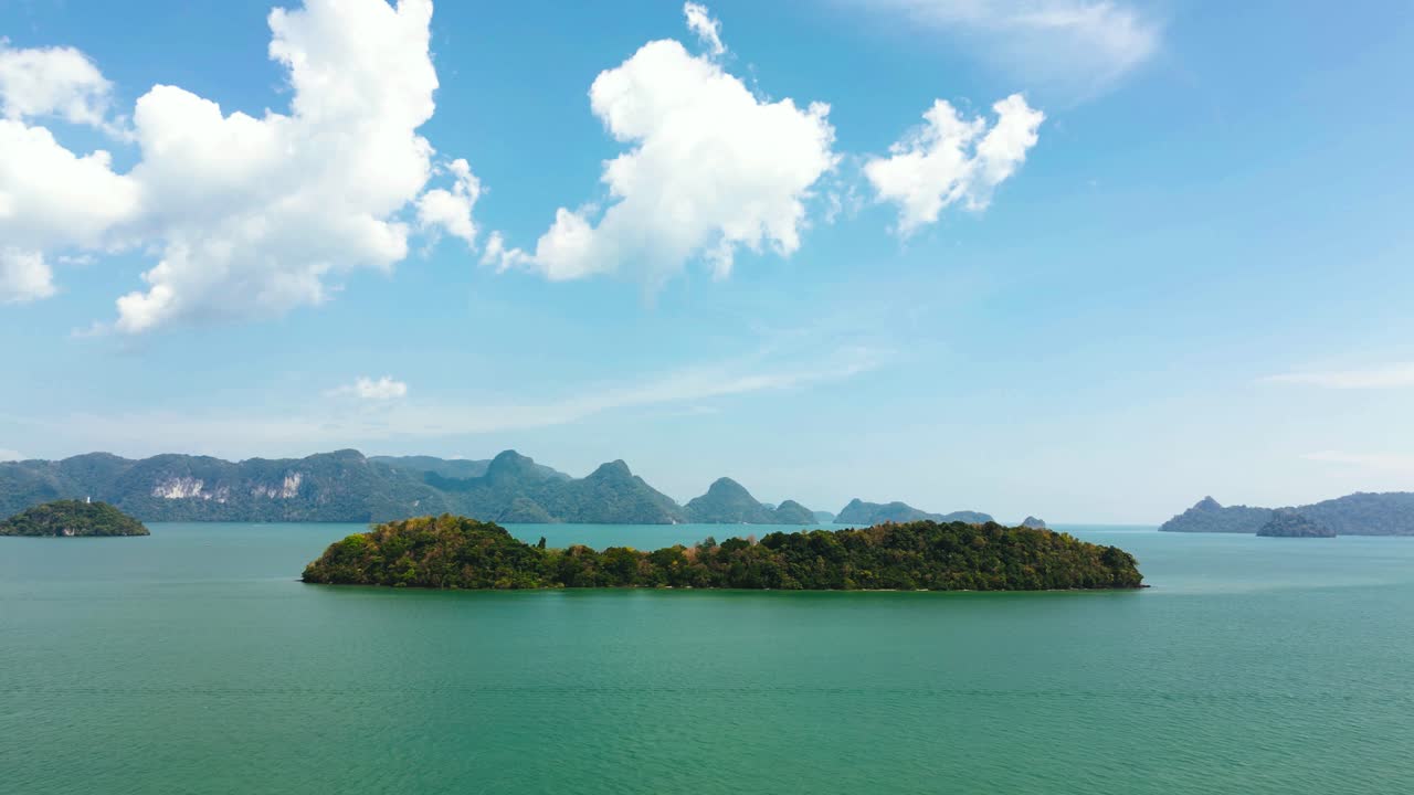 열대 자연과 푸른 바다 드론 영상 langkawi 섬 말레이시아 aerial 1
