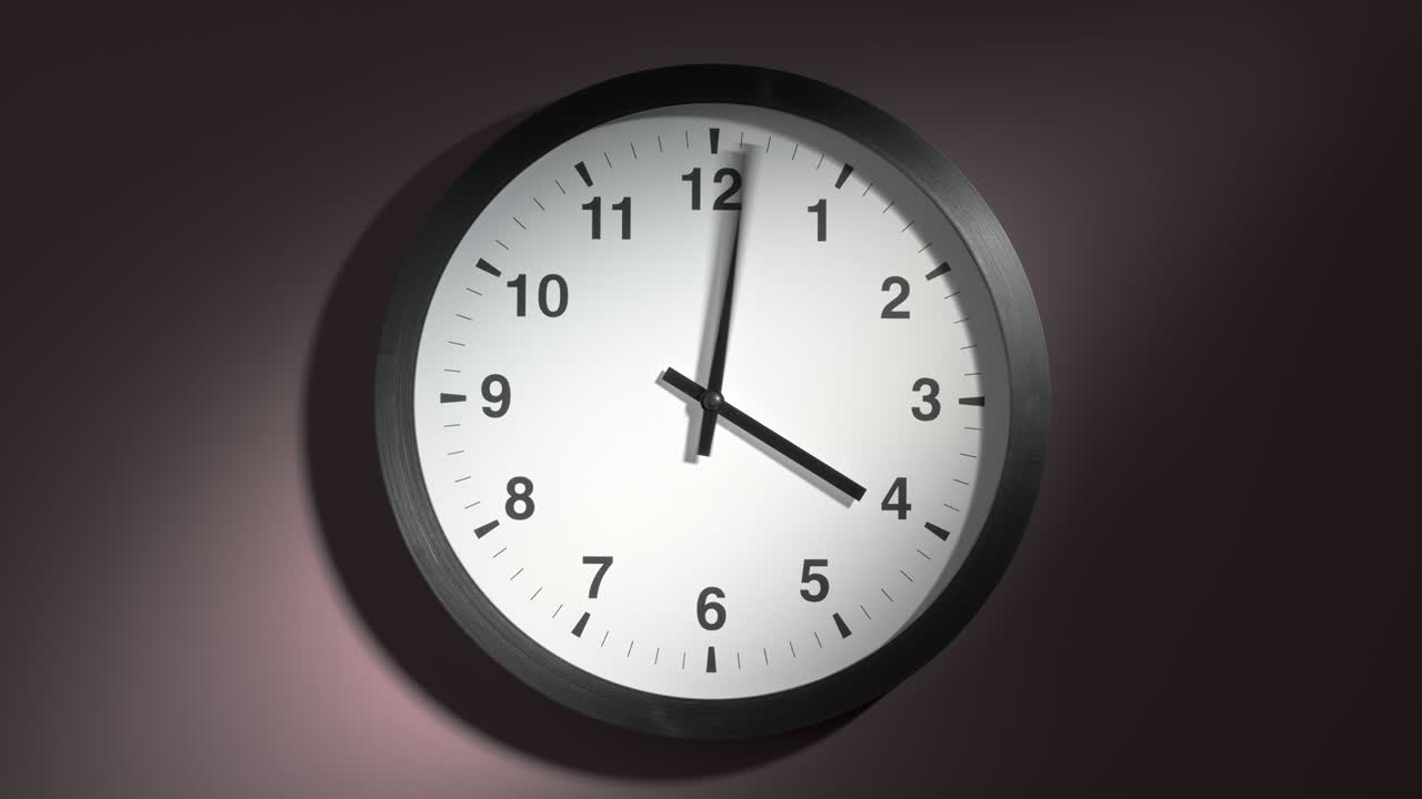 reloj en la pared marrón en el lapso de tiempo