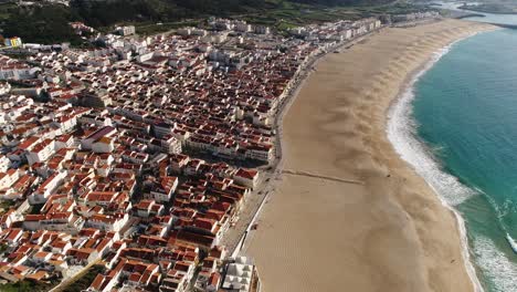 Travel-Destination-City-of-Nazare,-Portugal