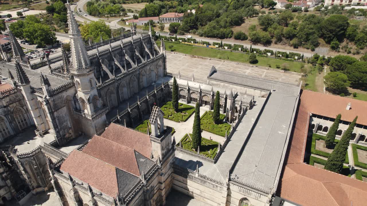 asombroso monasterio de batalha o convento de santa maria da vitoria, portugal