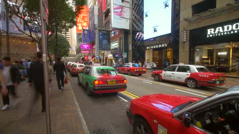 zeitraffer vom taxistand in hongkong