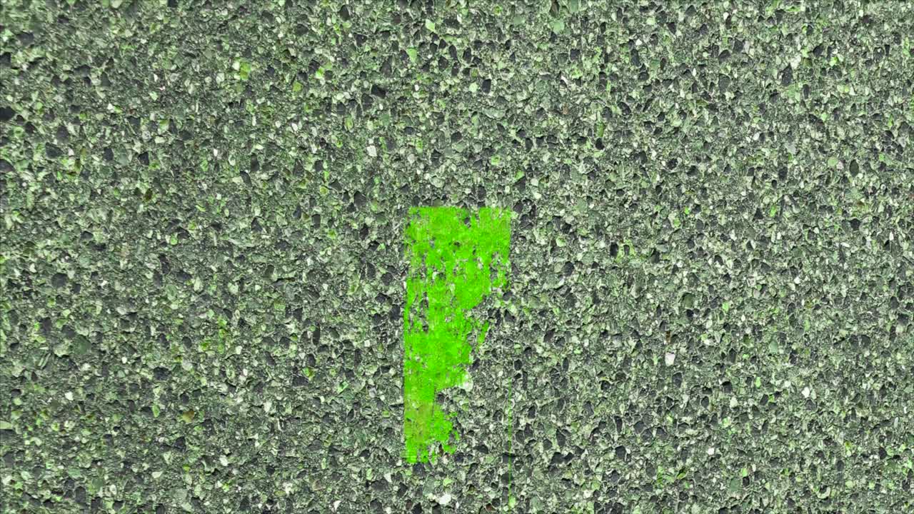 도로에서 움직입니다. 애니메이션. 녹색 차선 표시를 실행합니다.