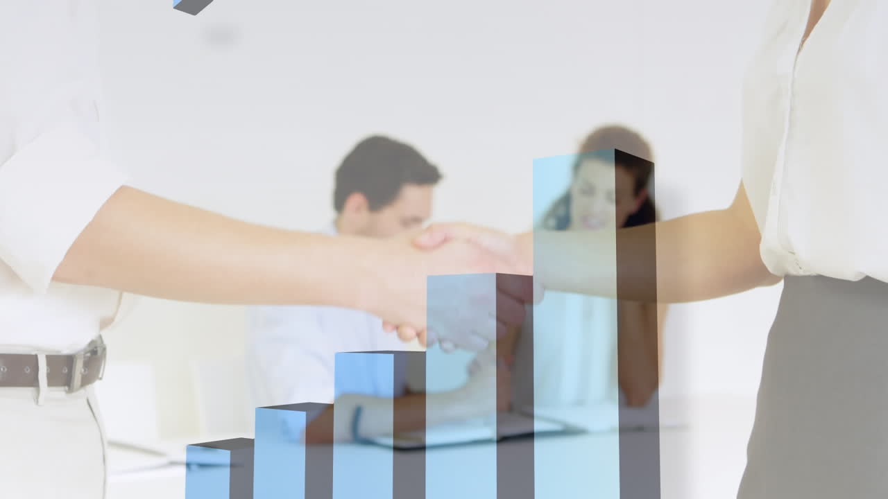 procesamiento de datos estadísticos contra la sección media de un hombre de negocios y una mujer de negocios que se dan la mano