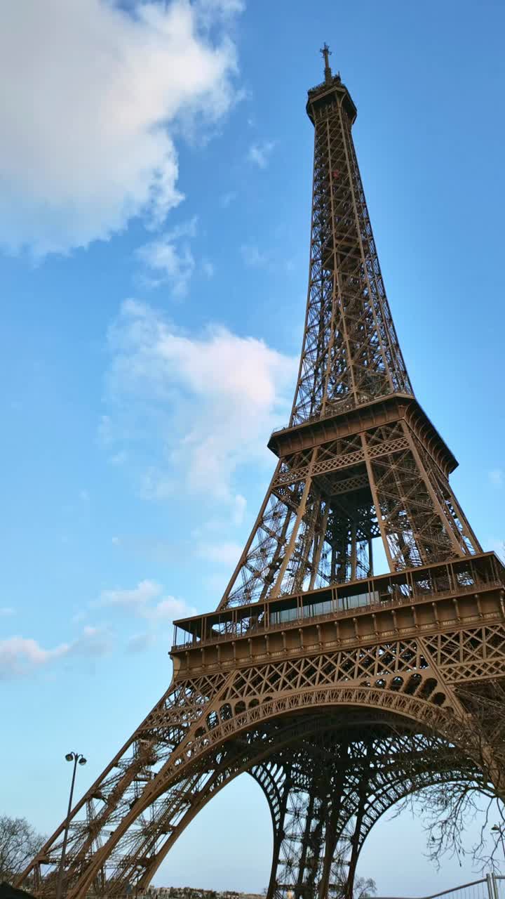 Eiffel Tower in Paris Under a Blue Sky