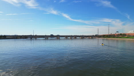 Small-row-boat-on-Tempe-Town-Lake-located-in-Tempe-Arizona-just-outside-of-Phoenix