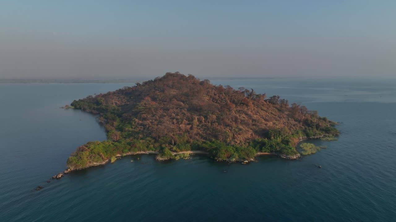 la isla de nankoma, el parque nacional del lago malawi, malawi.