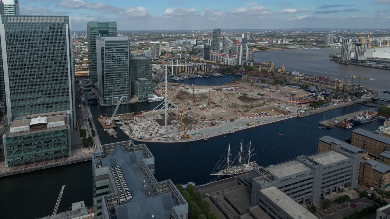 동쪽 4k 01에서 도크랜드 스카이라인