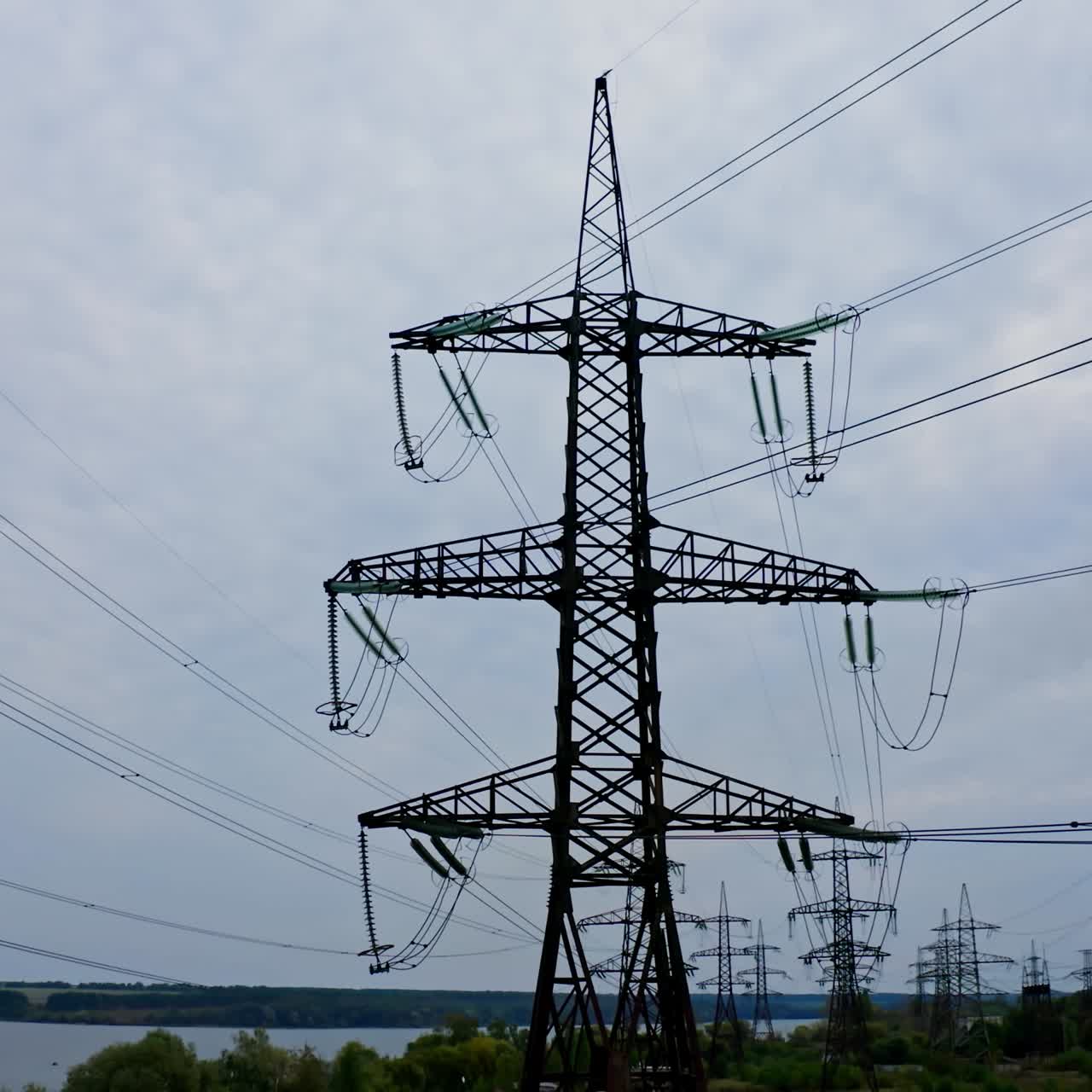 Electricity transmission power lines