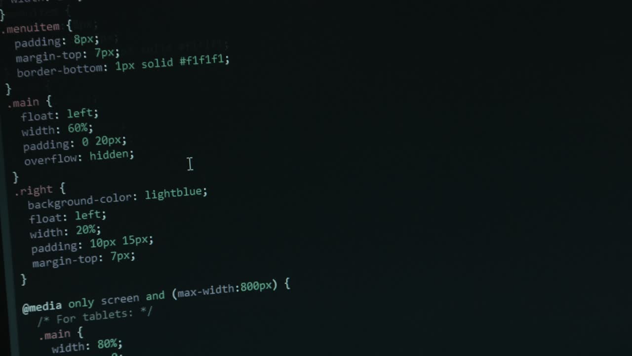 kode programmering skjerm med forskjellige farger blir navigert ved å rulle med close up pixel detaljer html - fokus trekke opptak 4k