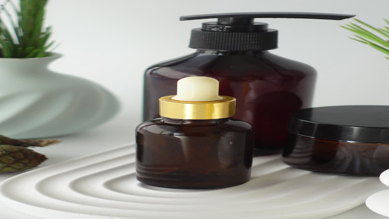 럭셔리 스킨 케어 및 자연 요소