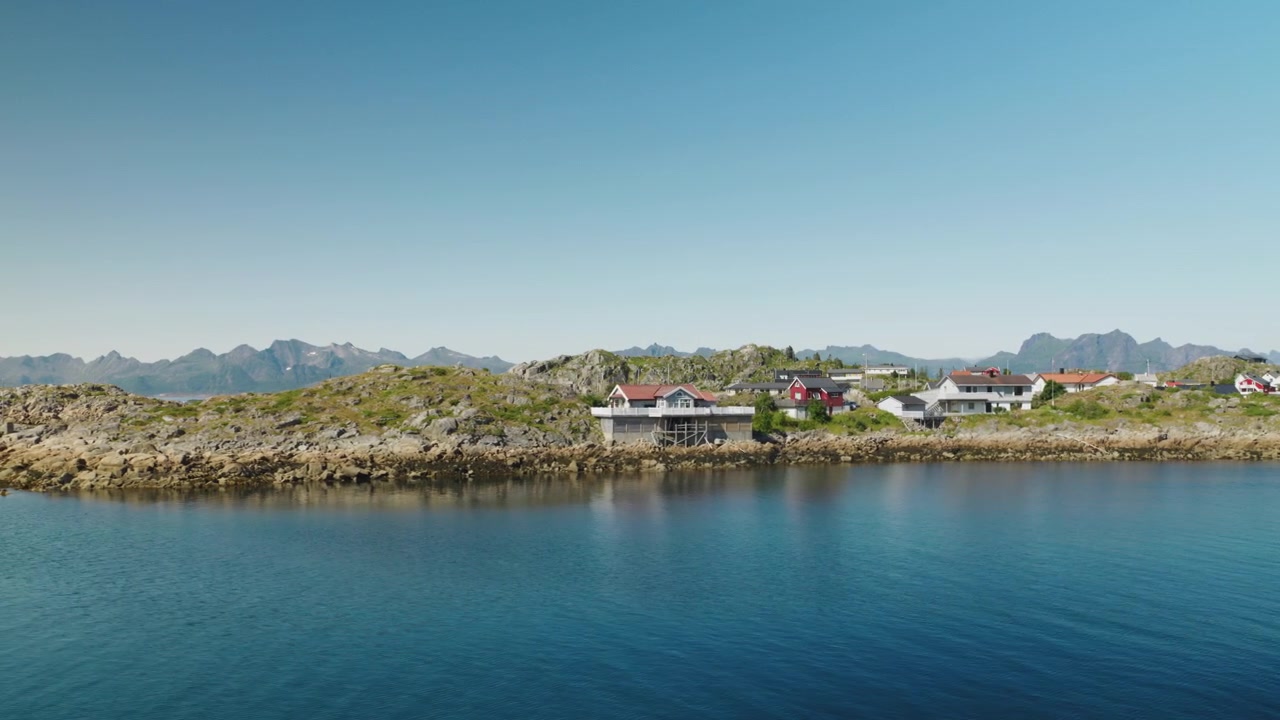 Vista di un villaggio di pescatori nelle Lofoten, Norvegia