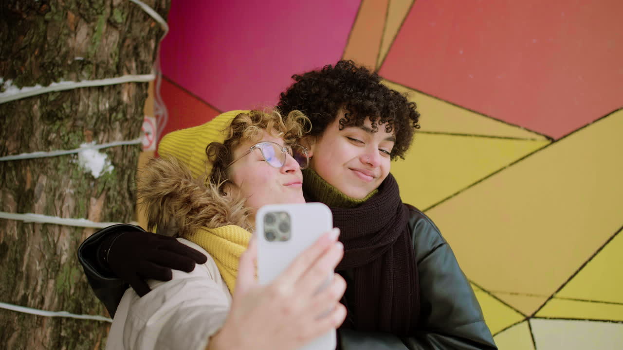 pareja de lesbianas pasando tiempo juntas