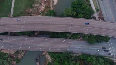 aerial view of the buffalo bayou that runs through the city of houston