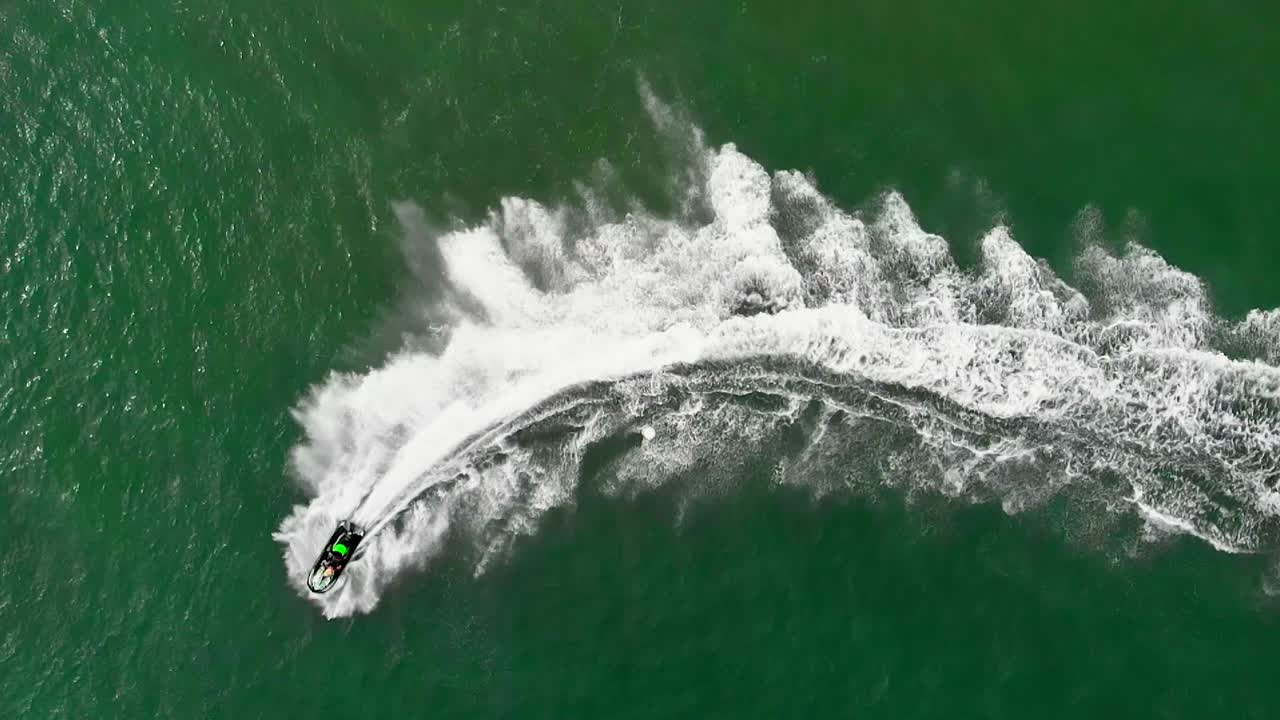 슬로우 모션 제트 스카이 대회