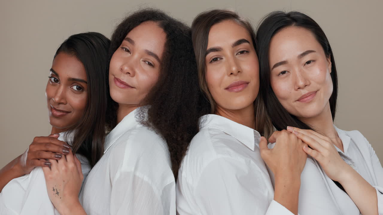 mujeres, cuidado de la cara y la piel, diversidad de grupos