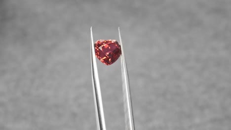 online sieraden winkelen met hartvormige tourmaline