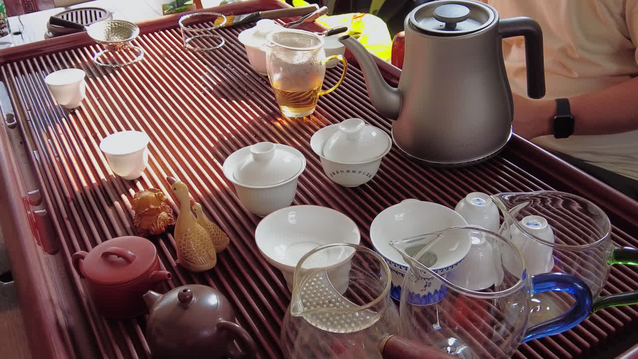 전통적인 차 의식 설정